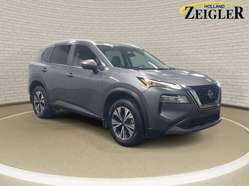Certified 2023 Nissan Rogue SV w/ SV Premium B Package AWD/4WD image 3