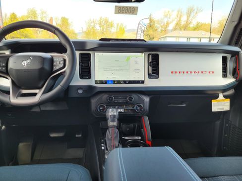 New 2026 Ford Bronco Heritage Edition image 12