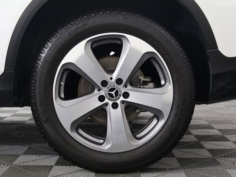 Used 2022 Mercedes-Benz GLC 300 image 16