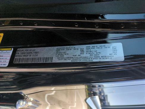 Used 2024 Jeep Gladiator Sport image 22