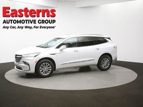 Used 2024 Buick Enclave Premium image 61