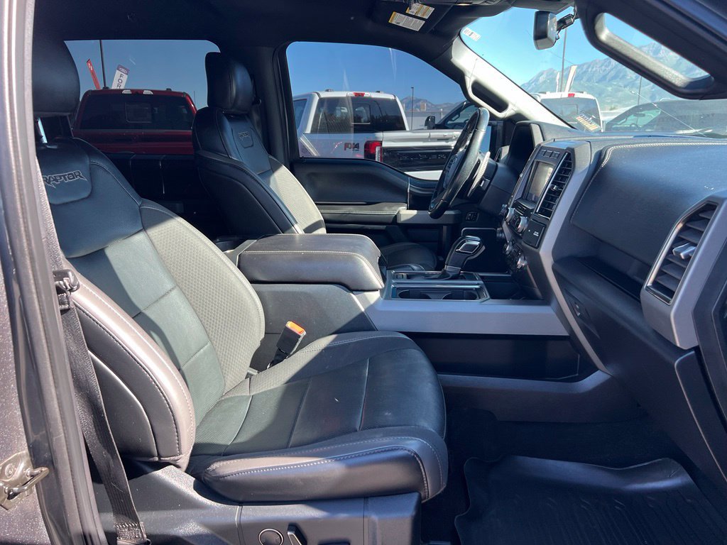 Used 2019 Ford F150 Raptor w/ Equipment Group 802A Luxury AWD/4WD image 14
