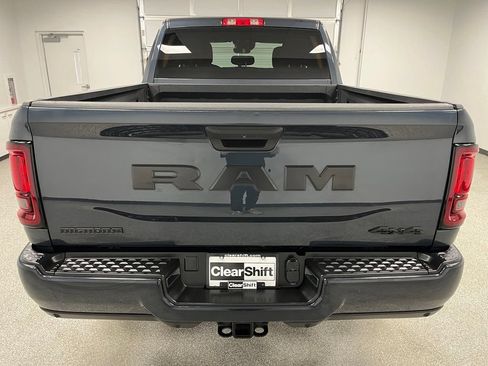 Used 2025 RAM 2500 Big Horn AWD/4WD image 9