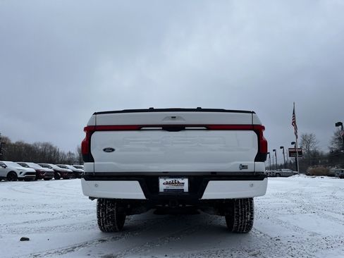 Used 2023 Ford F150 Lightning Platinum image 11