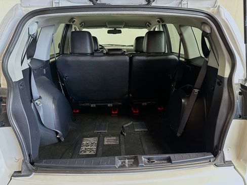 Used 2011 Mitsubishi Outlander SE FWD image 23