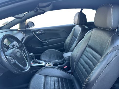 Used 2018 Buick Cascada Premium FWD image 9