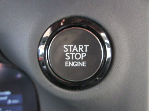Used 2025 Lexus GX 550 w/ Cold Area Package AWD/4WD image 38