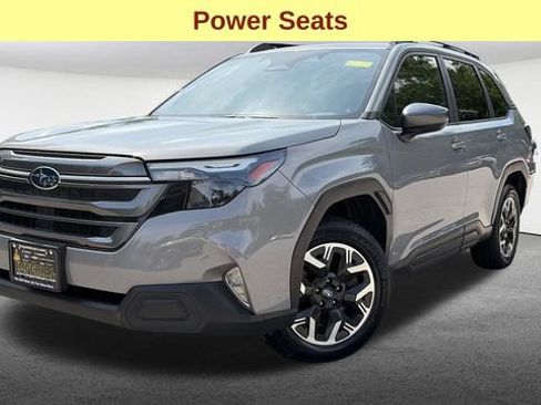 Certified 2025 Subaru Forester Premium AWD/4WD image 5