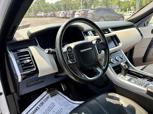 Used 2016 Land Rover Range Rover Sport Supercharged AWD/4WD image 16