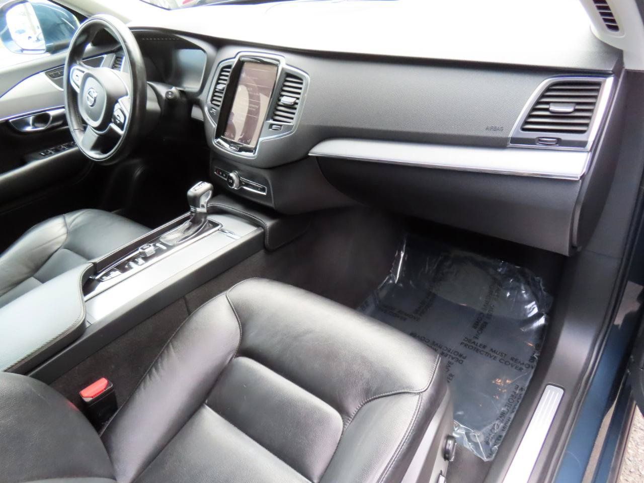 Used 2021 Volvo XC90 T5 Momentum w/ Climate Package AWD/4WD image 23