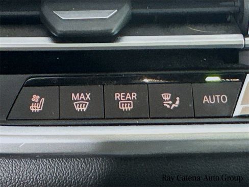 Used 2019 BMW X5 xDrive50i w/ Luxury Seating Package image 21