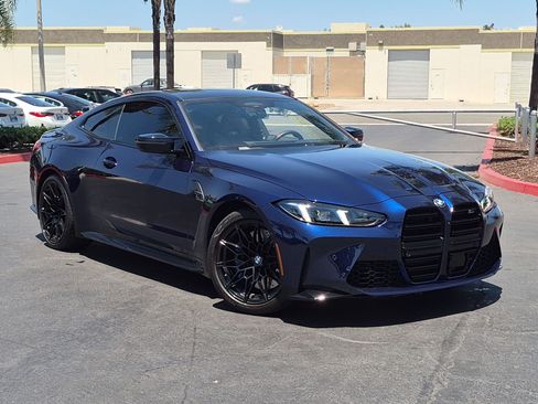 Used 2026 BMW M4 Competition RWD image 2