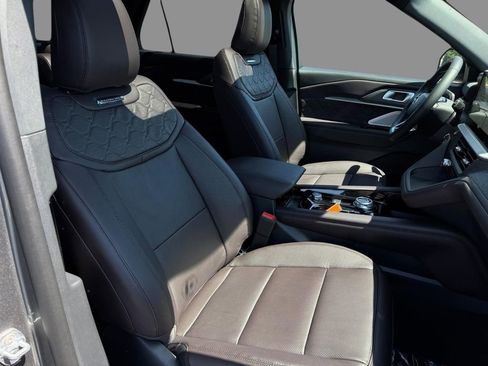 New 2026 Ford Explorer Platinum AWD/4WD image 12
