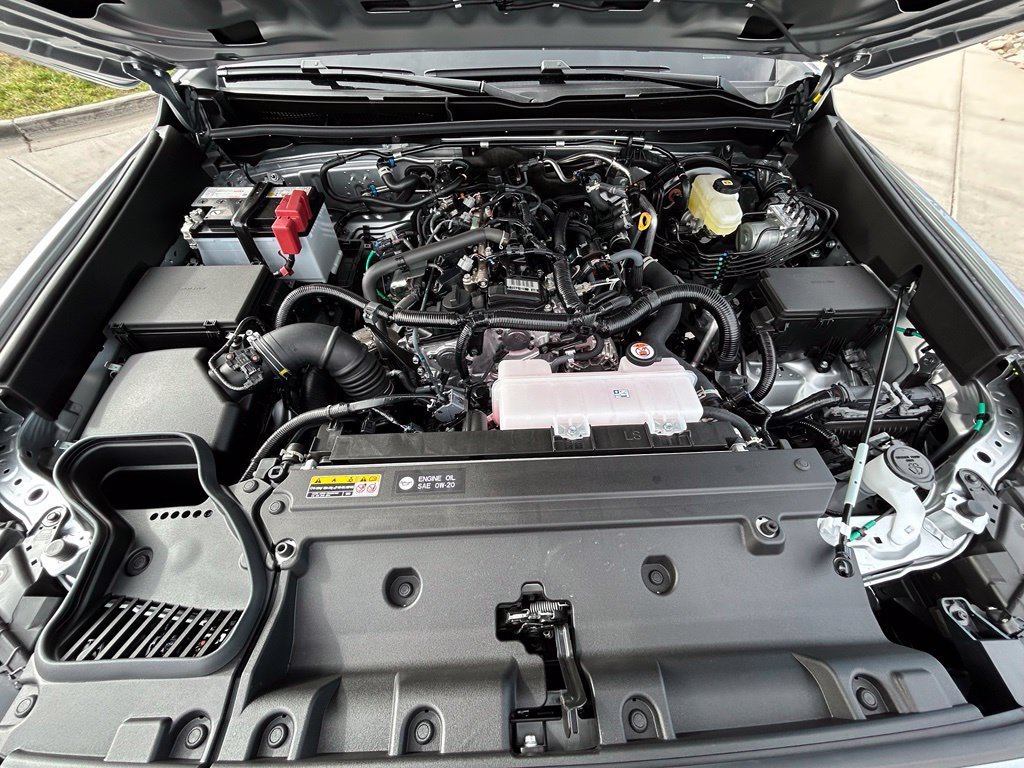 Used 2026 Toyota 4Runner SR5 AWD/4WD image 30