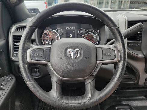 Used 2024 RAM 3500 Tradesman w/ Chrome Appearance Group AWD/4WD image 19
