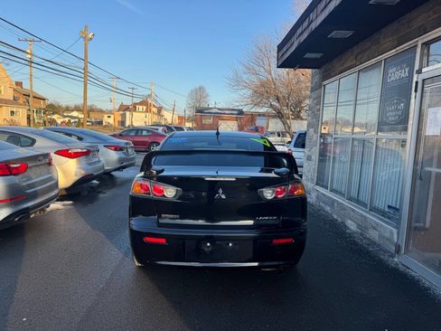 Used 2016 Mitsubishi Lancer ES image 2