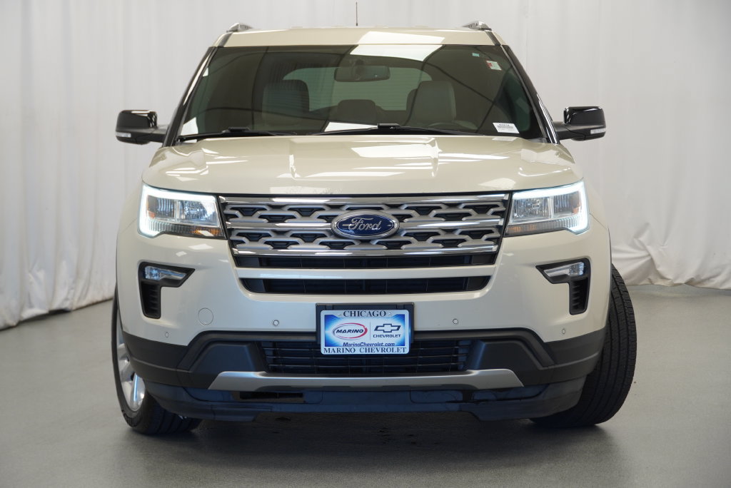 Used 2018 Ford Explorer XLT w/ Equipment Group 202A AWD/4WD image 11