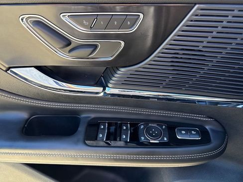 Used 2021 Lincoln Corsair AWD w/ Premium Package image 20