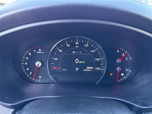 Used 2019 Kia Sorento SX image 28