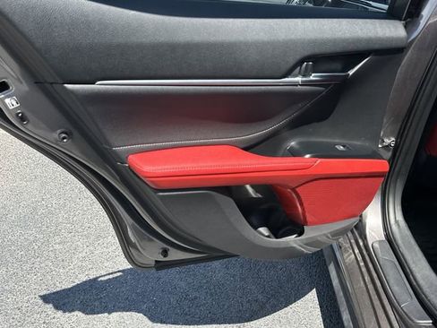 Used 2018 Toyota Camry XSE FWD image 7