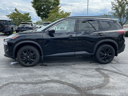 Used 2023 Nissan Rogue SV w/ SV Premium B Package AWD/4WD image 10