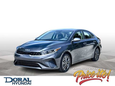 Used 2024 Kia Forte LXS FWD image 1