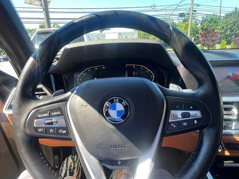 Used 2020 BMW 330i xDrive Sedan w/ Premium Package AWD/4WD image 23