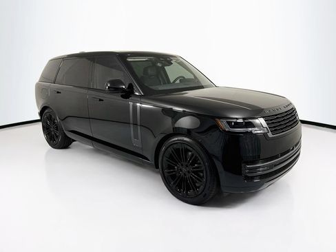 New 2026 Land Rover Range Rover Long Wheelbase SE AWD/4WD image 3