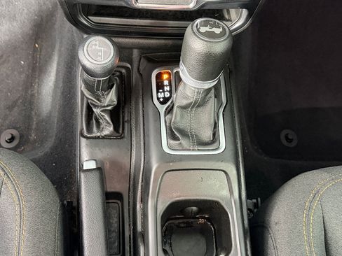 Used 2024 Jeep Wrangler Sport image 13