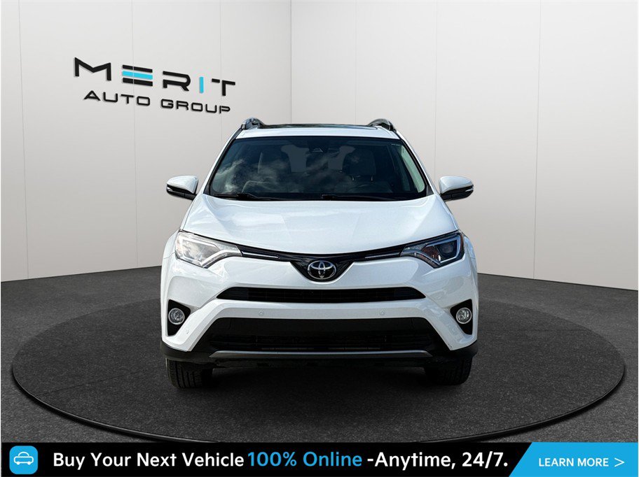 Used 2018 Toyota RAV4 XLE FWD image 3