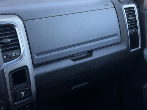 Used 2014 RAM 2500 Big Horn image 31