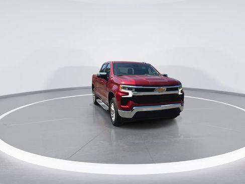 Used 2024 Chevrolet Silverado 1500 LT AWD/4WD image 2