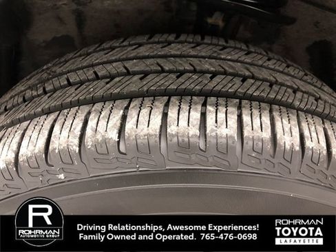 Used 2013 Toyota RAV4 Limited image 31