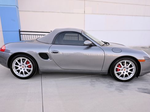 Used 2001 Porsche Boxster S RWD image 34