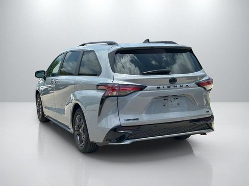 Certified 2025 Toyota Sienna XSE w/ XSE Premium Package AWD/4WD image 7