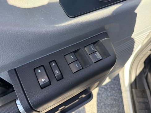 Used 2015 Ford F250 XL w/ Power Equipment Group image 13