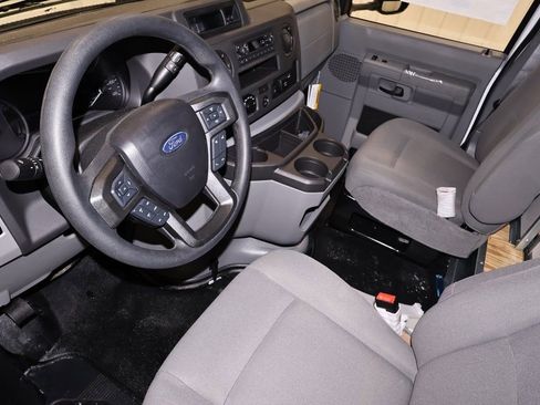 New 2026 Ford E-450 and Econoline 450 Super Duty w/ Power Equipment Group image 23