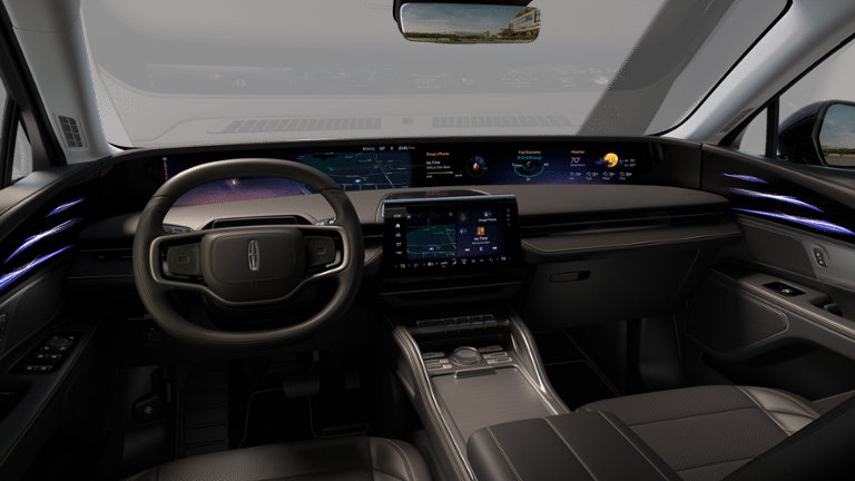 New 2026 Lincoln Nautilus Premier AWD/4WD image 29