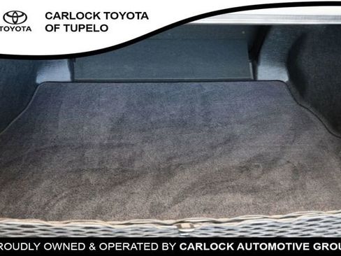 Used 2025 Toyota Camry SE w/ Convenience Package FWD image 31