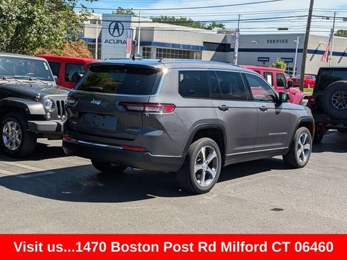 Used 2023 Jeep Grand Cherokee L Limited w/ Luxury Tech Group II AWD/4WD image 3