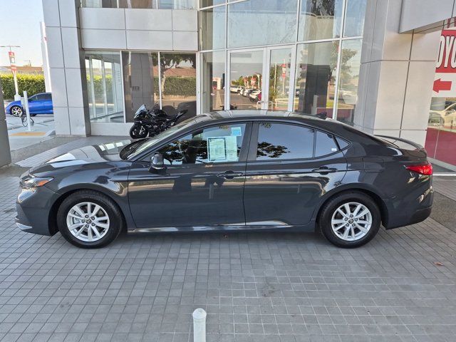 Used 2025 Toyota Camry LE w/ Convenience Package FWD image 12