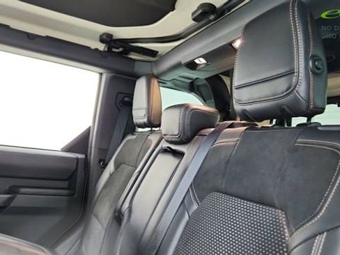 Used 2025 Ford Bronco Raptor AWD/4WD image 29
