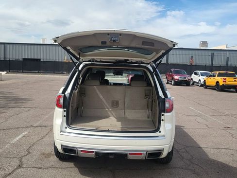Used 2014 GMC Acadia Denali image 11