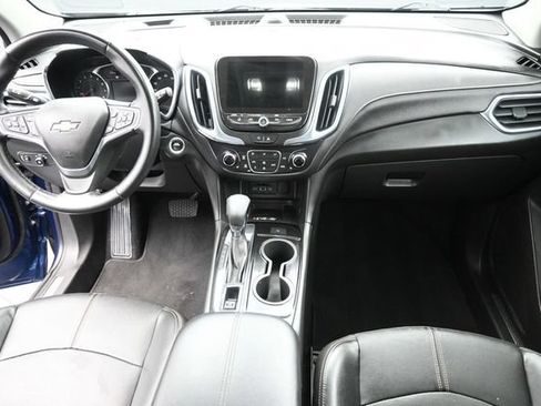 Used 2023 Chevrolet Equinox Premier FWD image 12