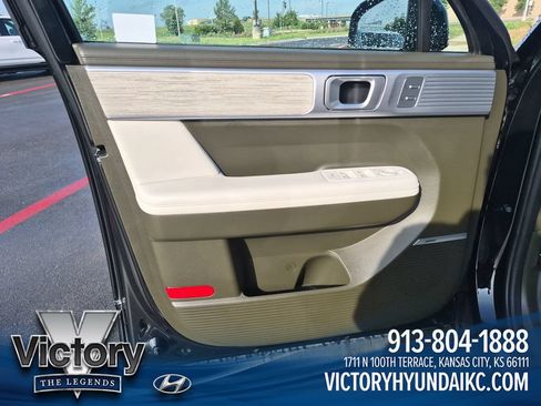 Used 2024 Hyundai Santa Fe Calligraphy FWD image 10
