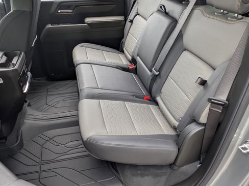 Used 2025 Chevrolet Silverado 2500 ZR2 w/ LPO, Dark Essentials Package AWD/4WD image 17