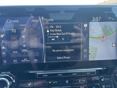 Used 2021 Toyota Highlander Platinum image 23