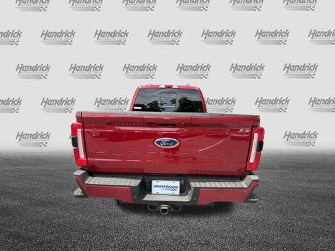 Used 2023 Ford F250 Lariat w/ Lariat Ultimate Package AWD/4WD image 7