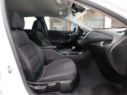 Used 2023 Chevrolet Malibu LT FWD image 59