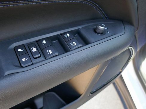 New 2026 Jeep Compass Latitude image 19